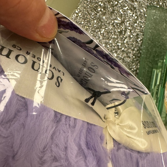 Sonoma Lavender Spa Heat Wrap in Bellflower Rose Purple NEW - Picture 4 of 16